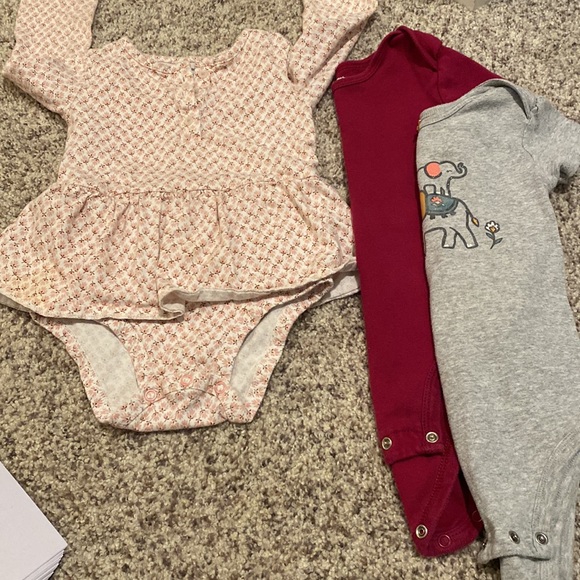 Lot of Eleven 24 mos/2t clothes - Picture 3 of 5